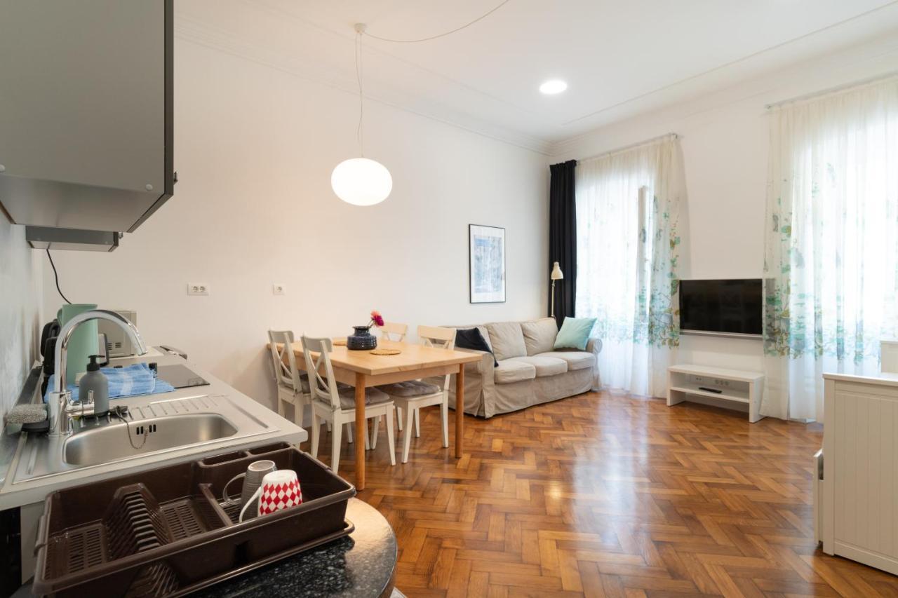 Mimi Carera Apartment & Room Rovinj Ngoại thất bức ảnh