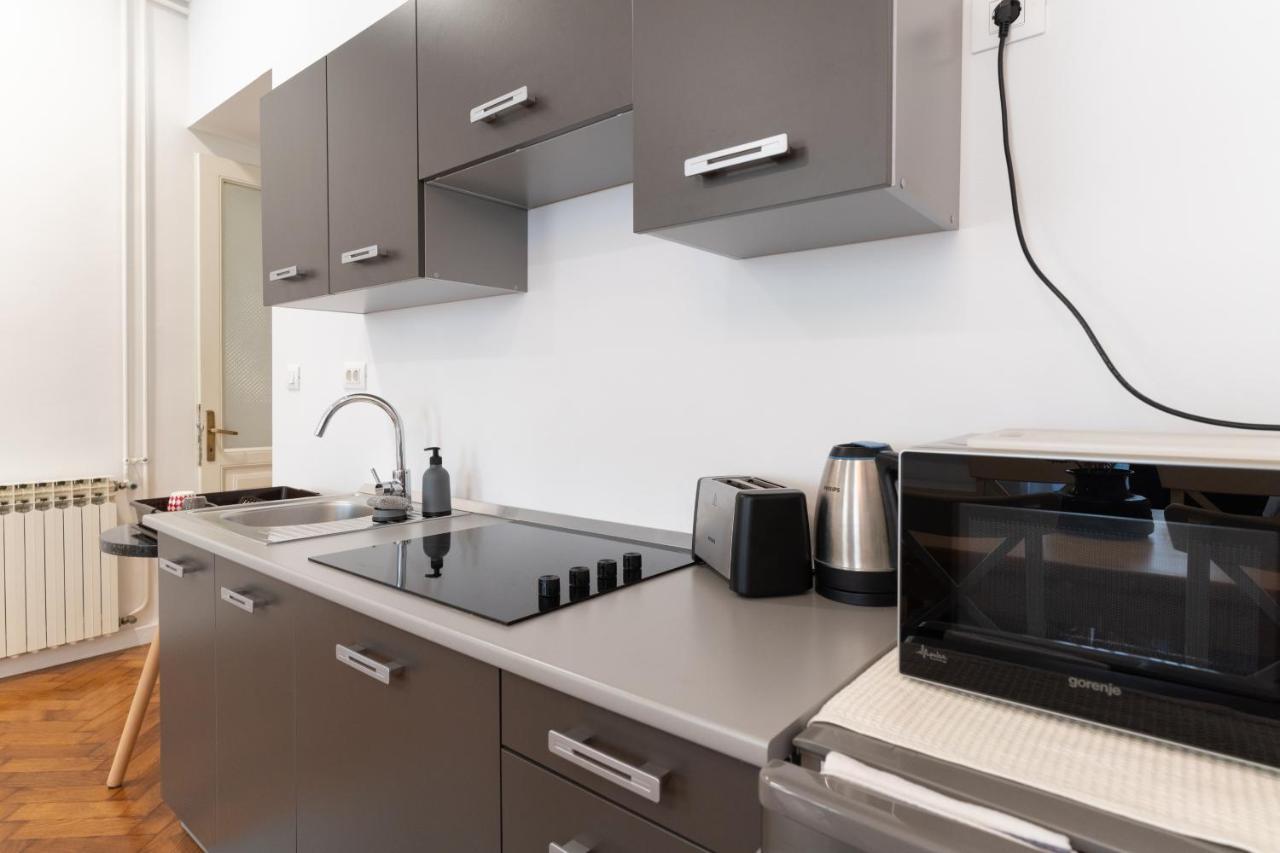 Mimi Carera Apartment & Room Rovinj Ngoại thất bức ảnh
